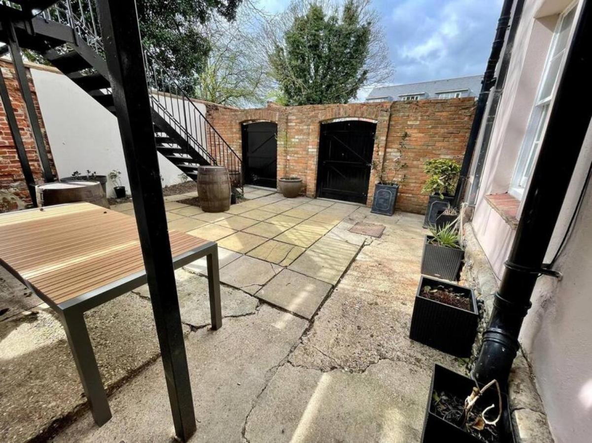 Villa Lydney House Swaffham Sleeps 22 Exterior foto