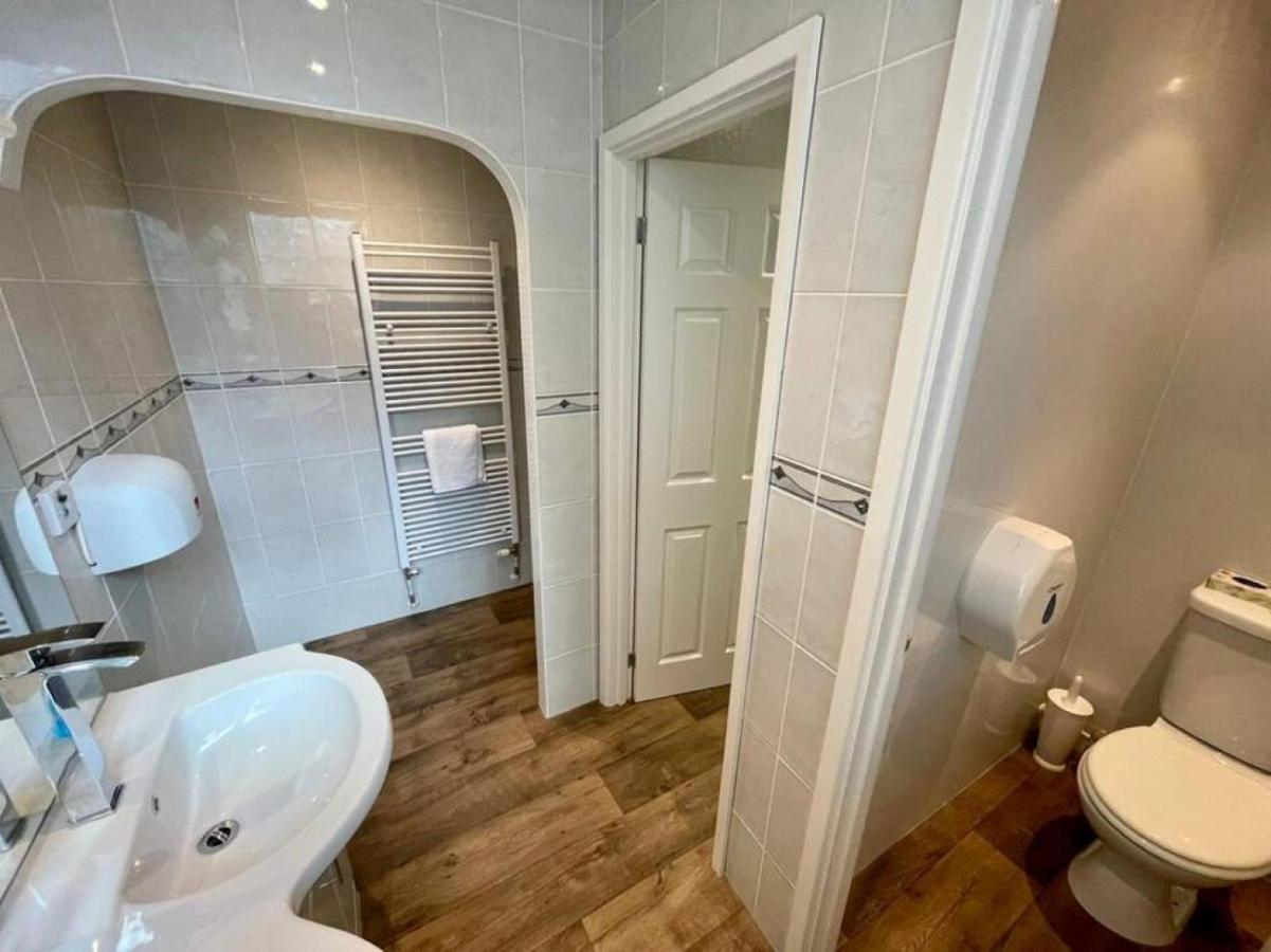 Villa Lydney House Swaffham Sleeps 22 Exterior foto